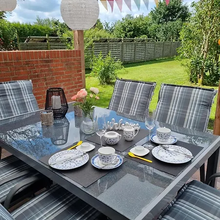 Holiday home Zur Knock Emden